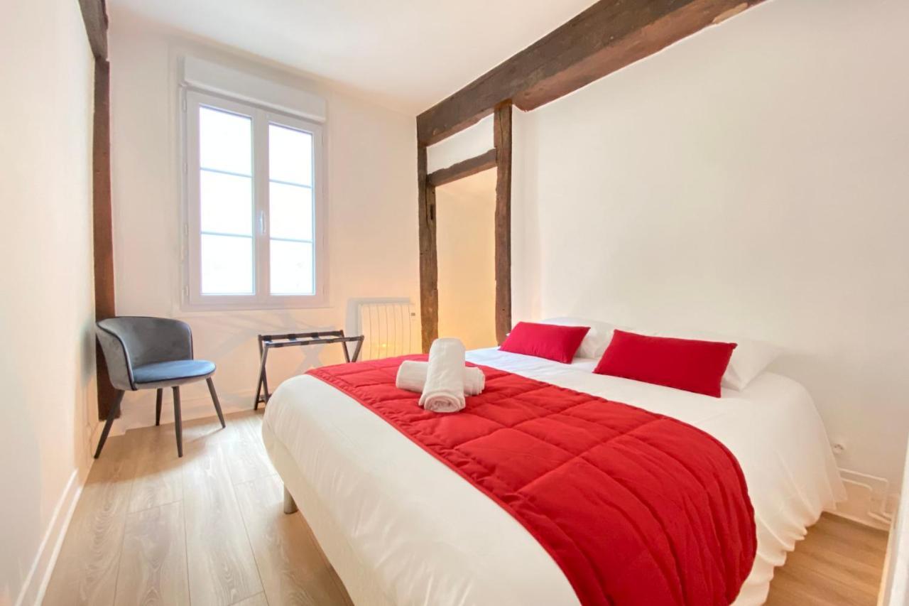 Le Soleil D'Or Apartman Chartres Kültér fotó